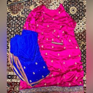 Fancy large Indian hot pink and blue contrasting suit with embroidery